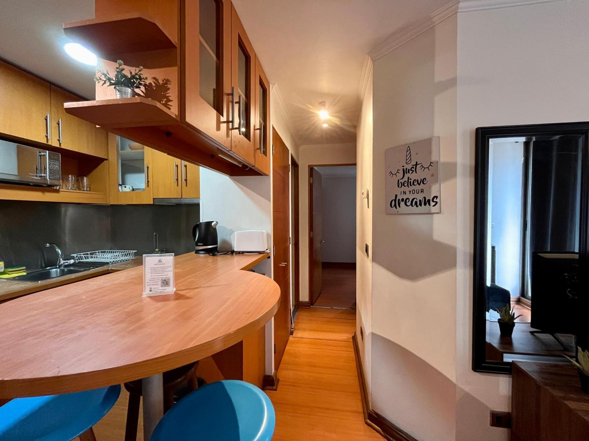 Apartamentos City Centro Los Leones 산티아고 외부 사진